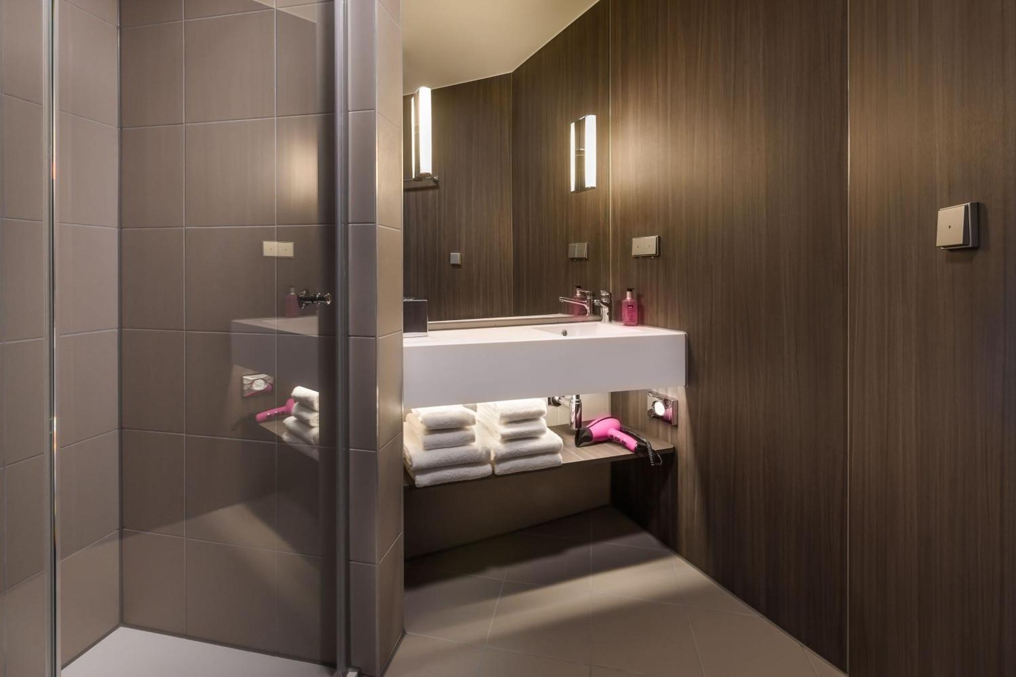 Moxy Dresden Neustadt 외부 사진